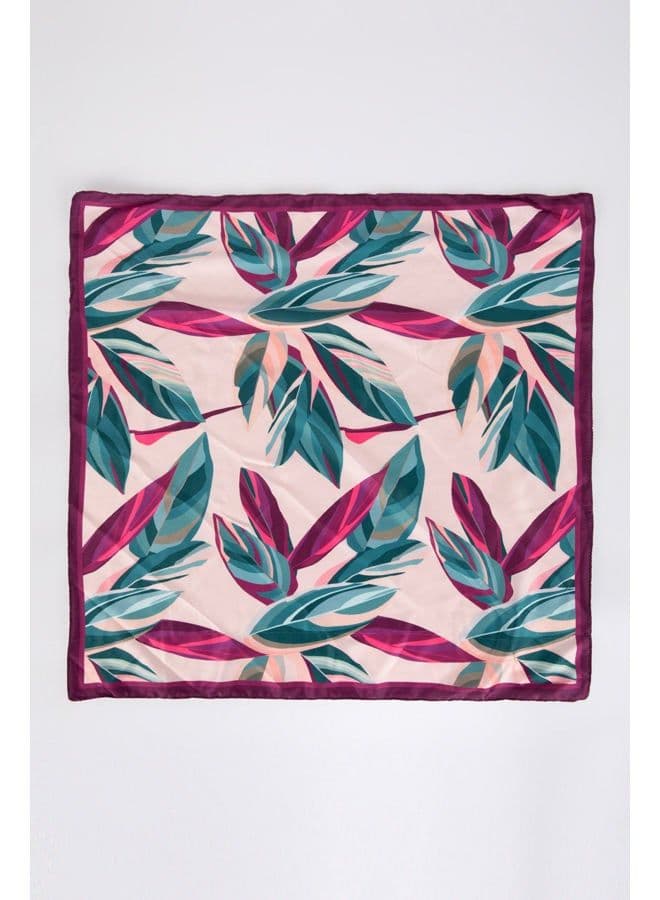 Woman Shawl thumbnail 2